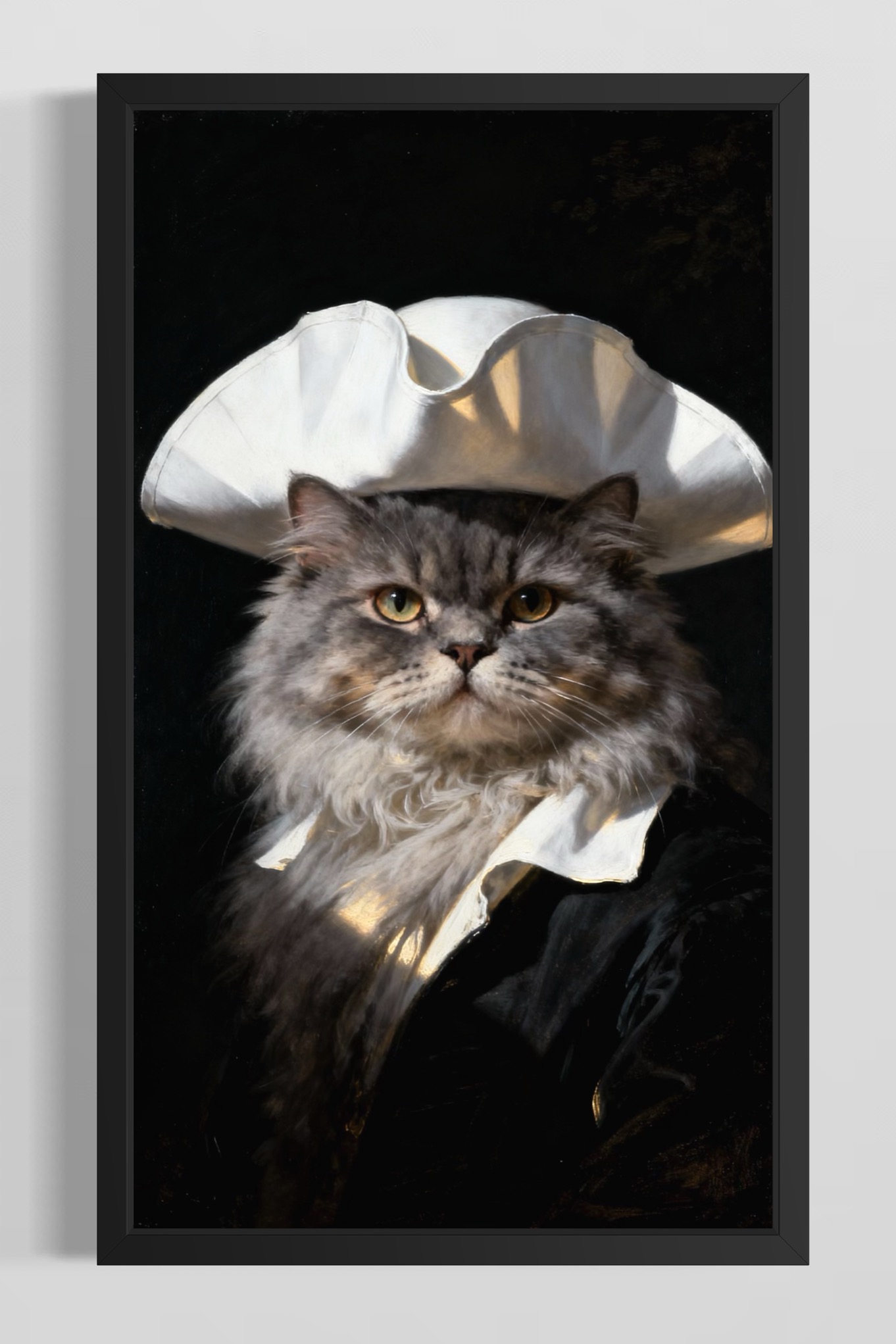 Klassiskt porträtt av fluffig grå katt med vit trekantig hatt i oljemålningsstil